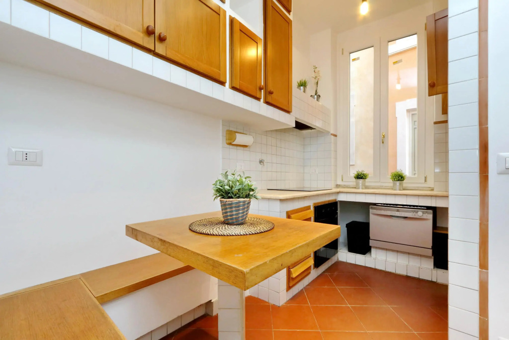 RM-H501-BANU21A2 - Navona Charme