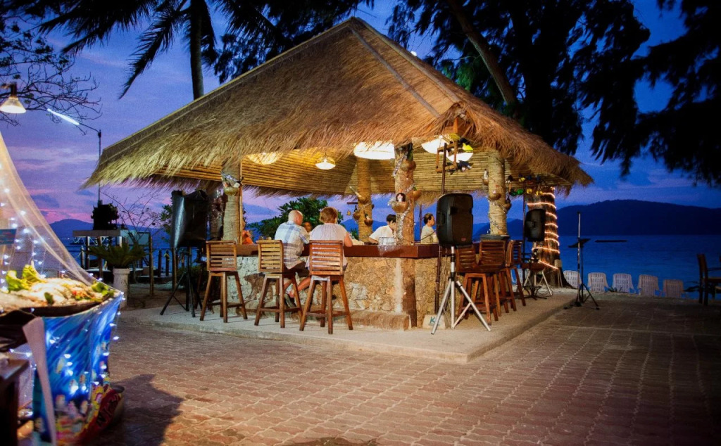 Coral Island Resort