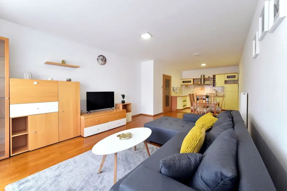 LXXVII Apartment