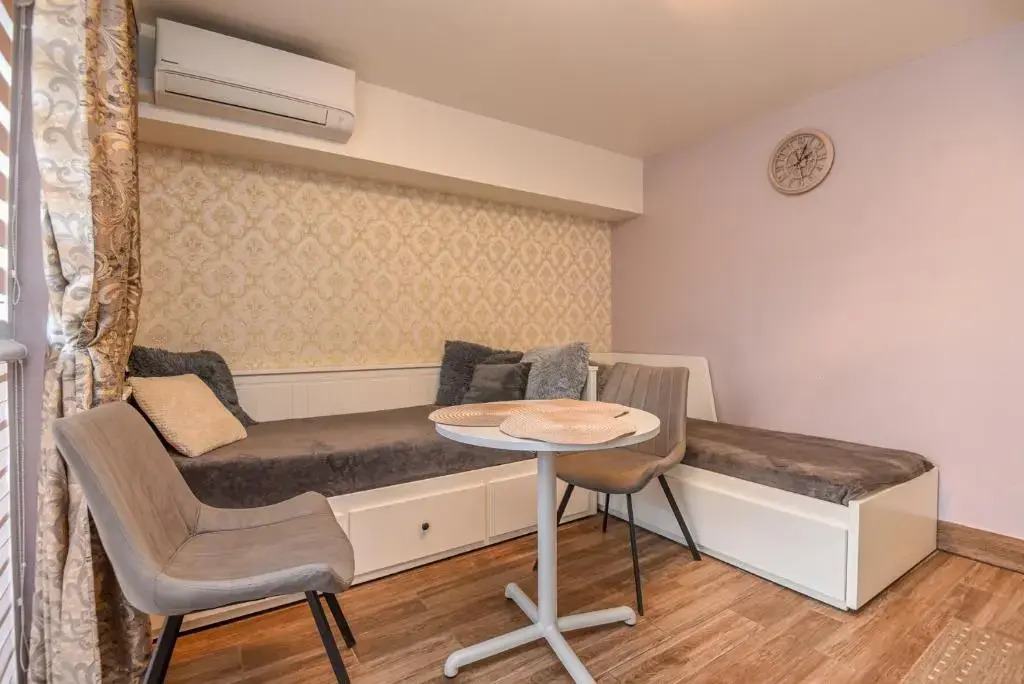 Medziotoju Apartment in Old City 2