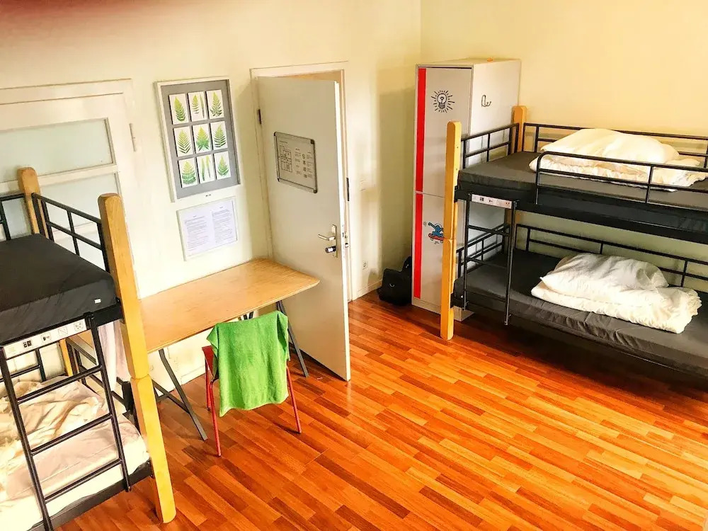 Backpackers Düsseldorf - SELF CHECK-IN