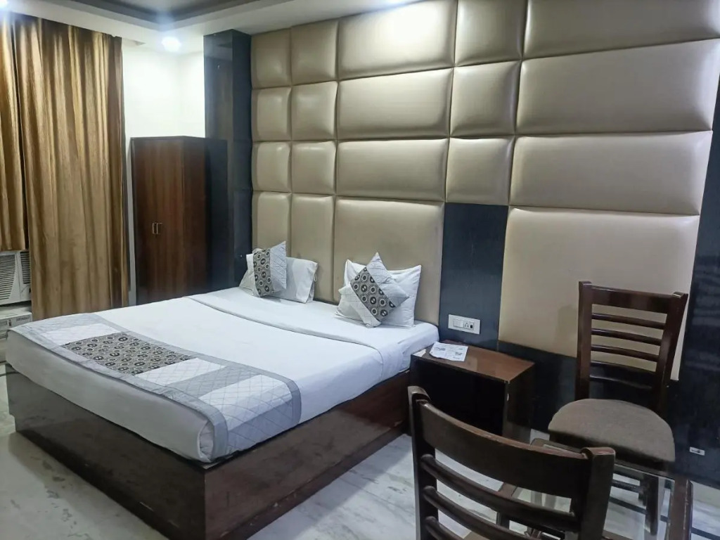 Hotel Infinity Near Delhi Airport