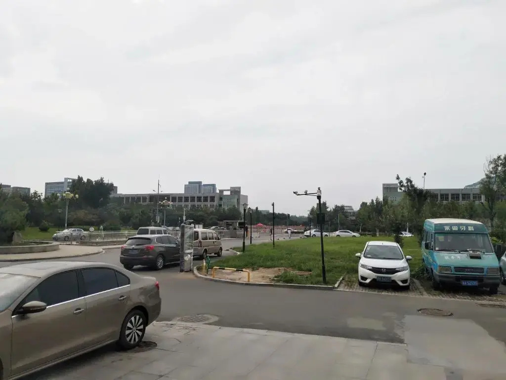 7Days Inn Jinan Changqing University Ginza Commercial Street Branch