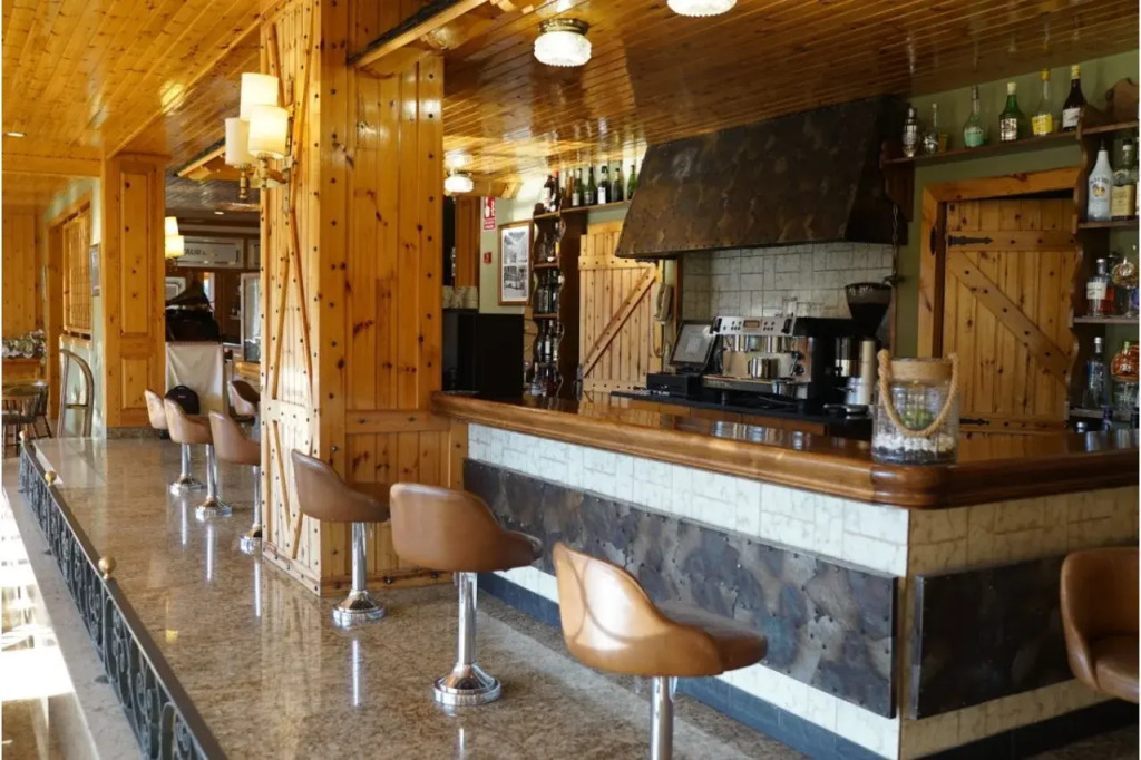 Abba Ordino Babot Hotel