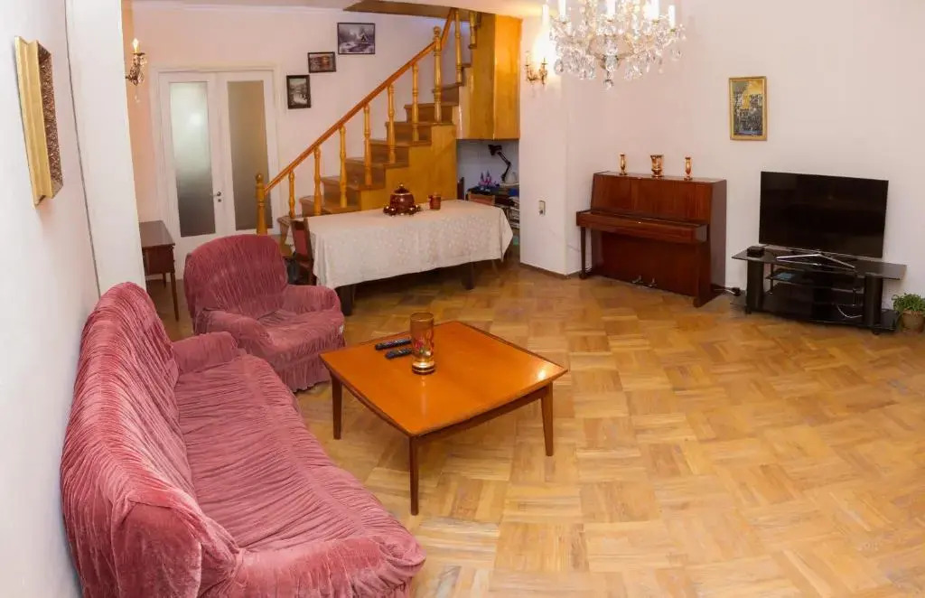 Cozy house at historical place of Tbiisi
