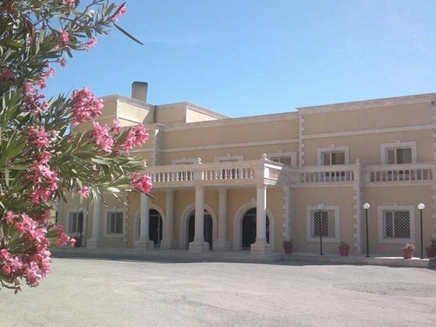 Grand View Hotel