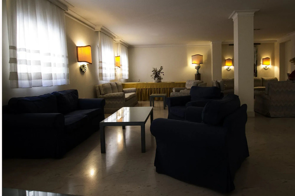 Hotel Diana