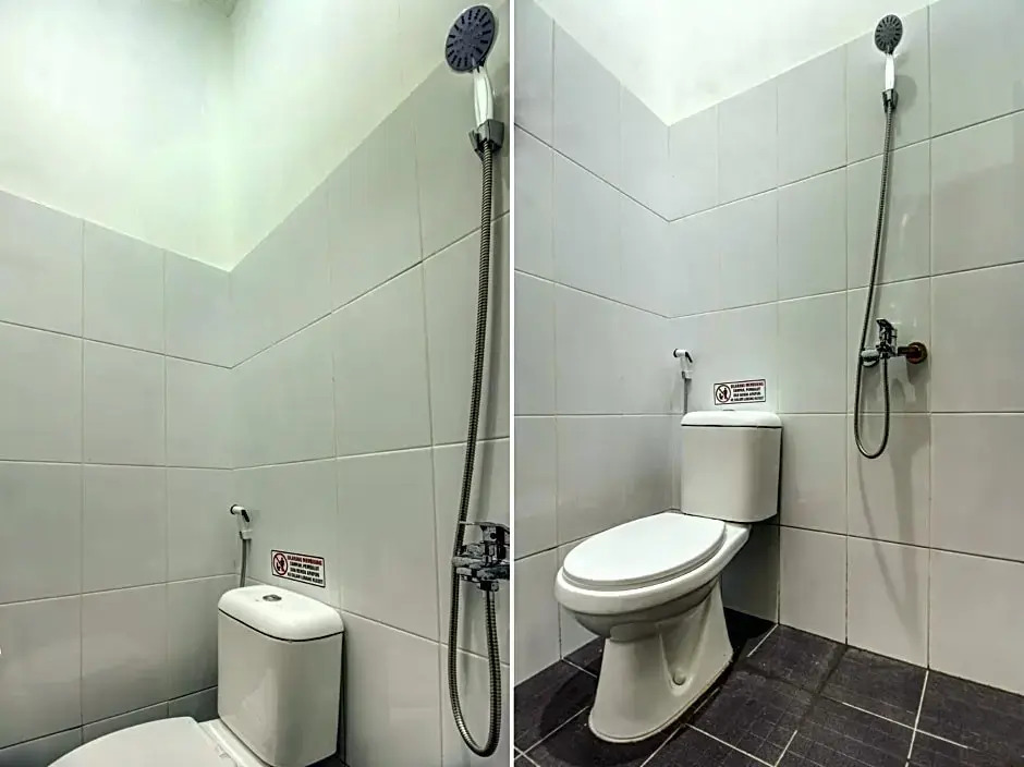 OYO 90224 Palembang Residence