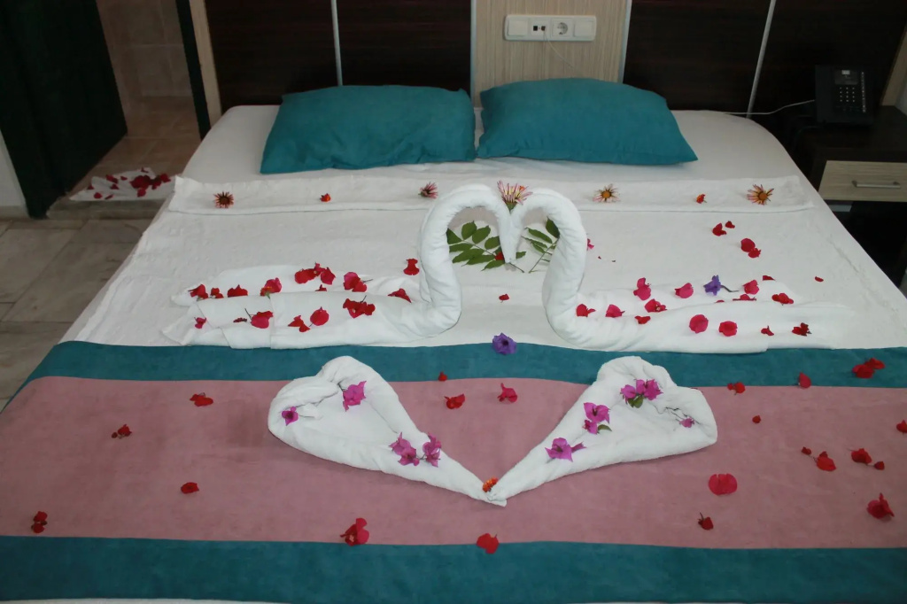 Semt Luna Beach Hotel