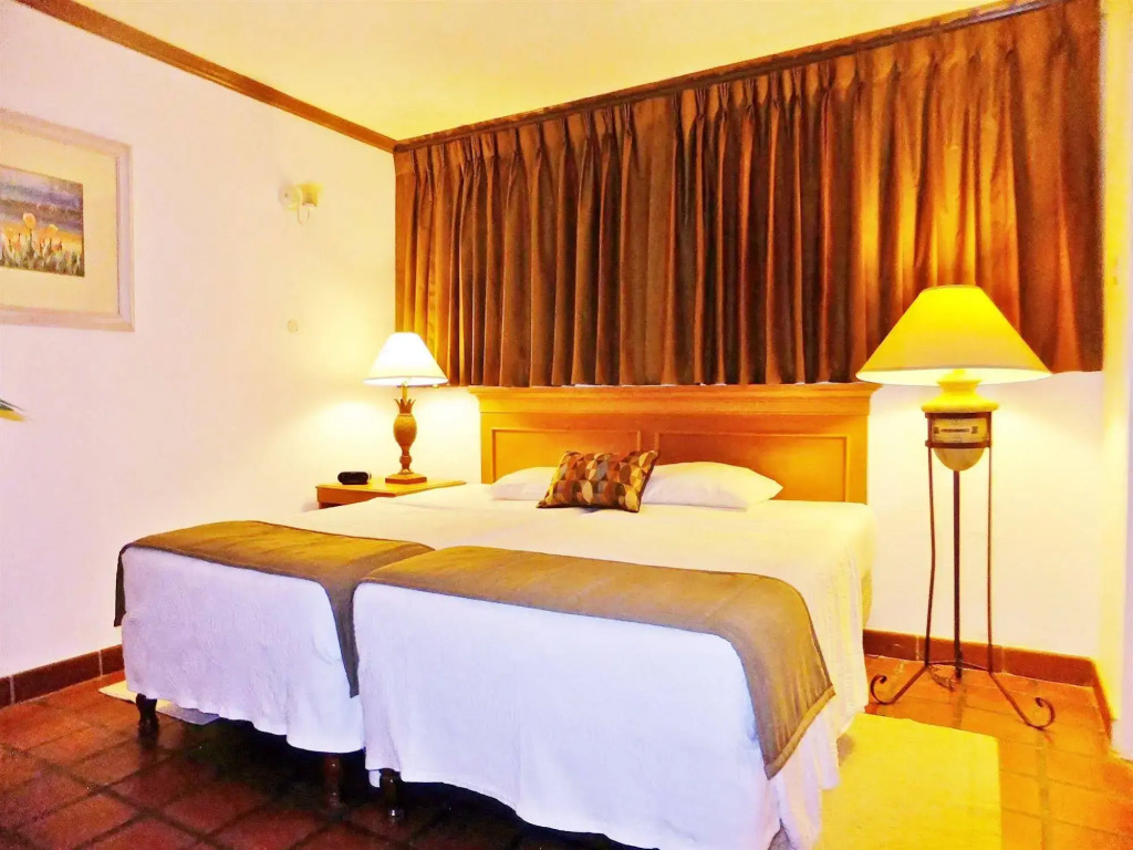 The Palms Resort