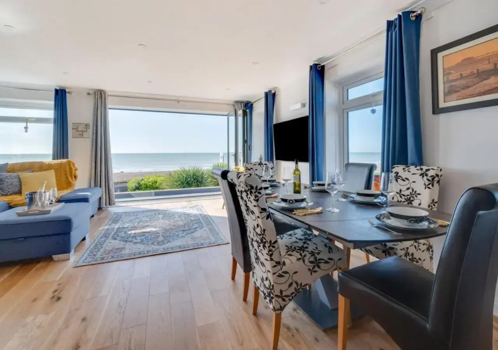 Vitamin Sea House