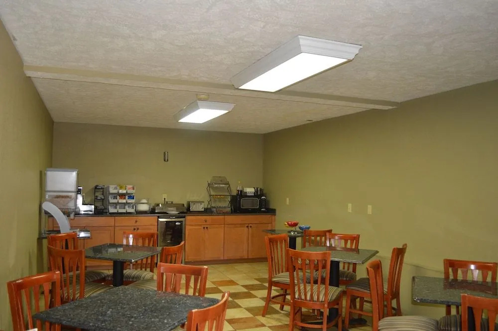 Americana Inn - Henderson
