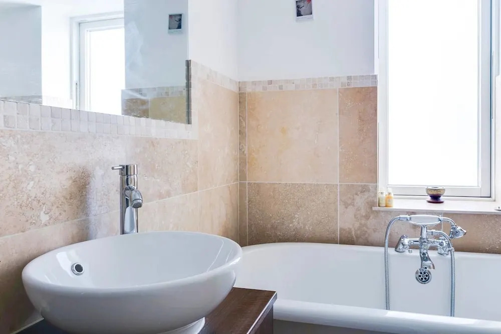 East London Rooftop Dream for 4