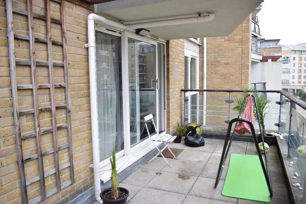 2 Bedroom Apartment With Stunning Balcony Views