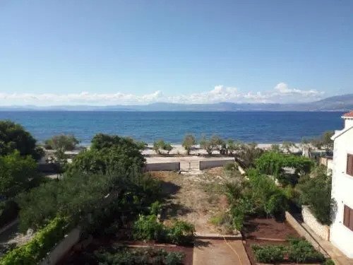 Apartments Zvone,place by the sea