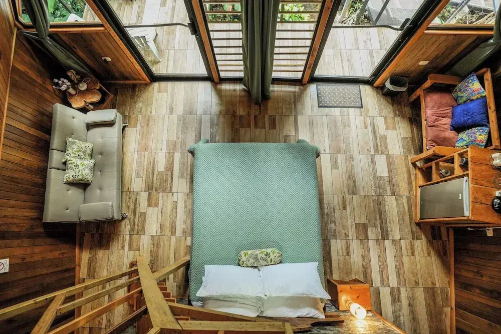 Tityra Lodge