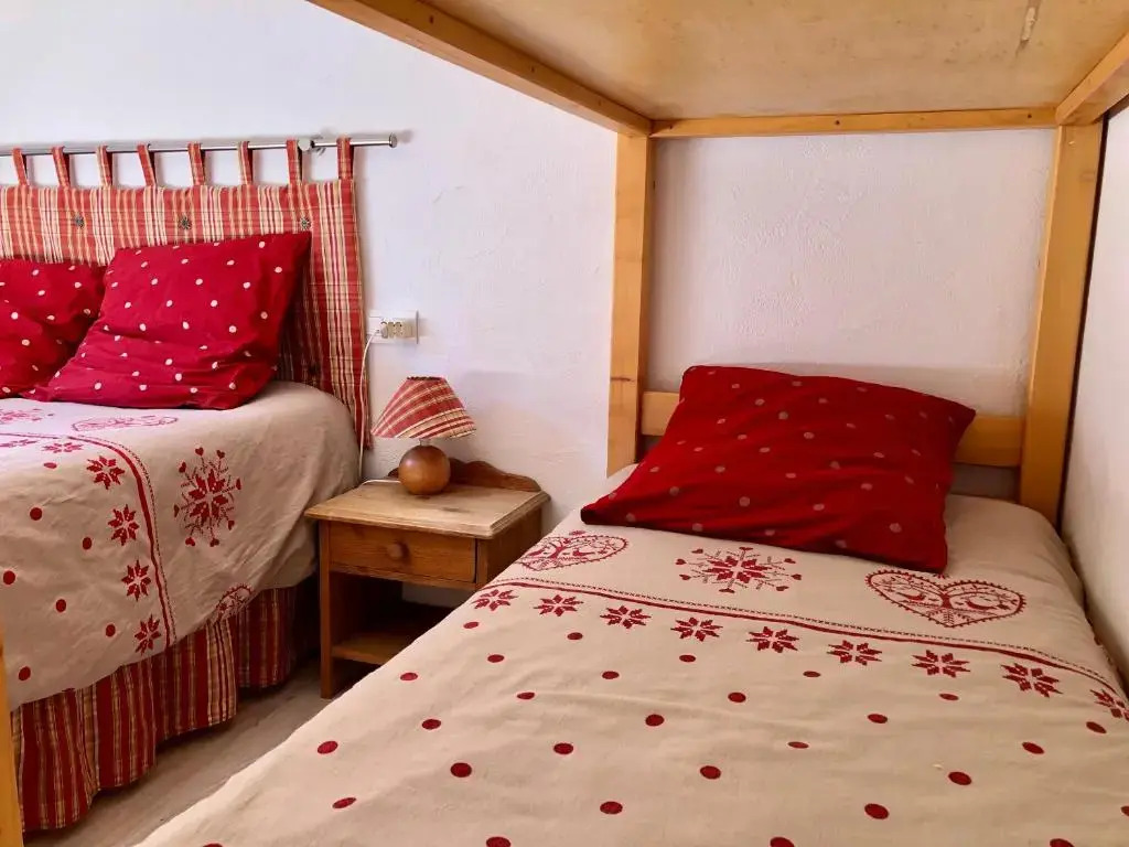 Chalet Rivière du Bon Nant Location de 6 à 14 personnes en Haute Savoie