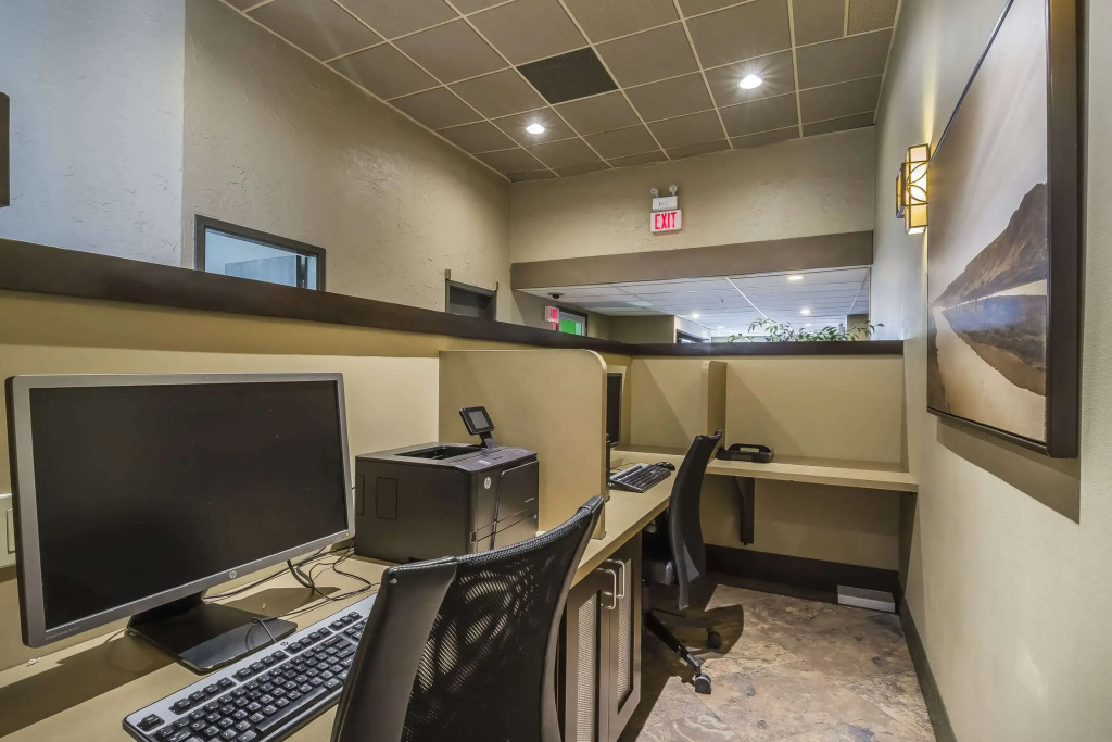 Quality Hotel & Conference Centre Fort McMurray