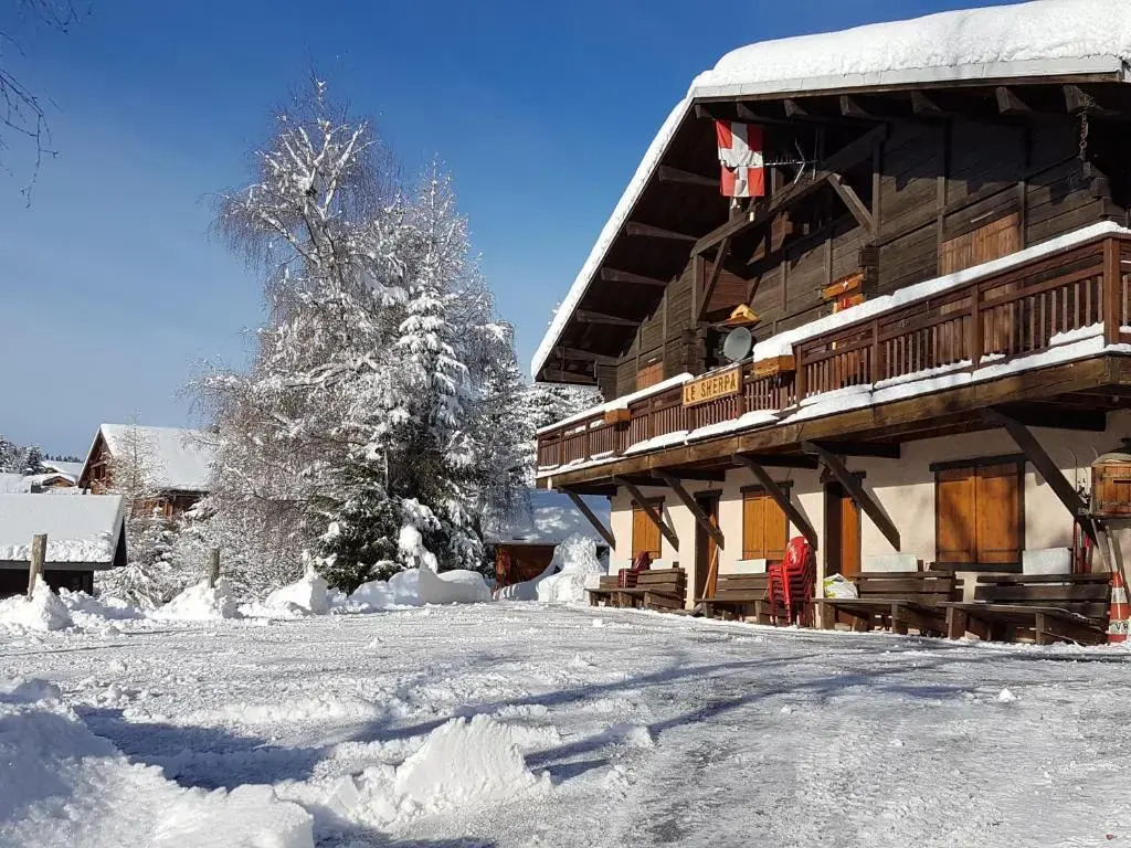 Appartements mitoyens aux SAISIES 14 PERSONNES