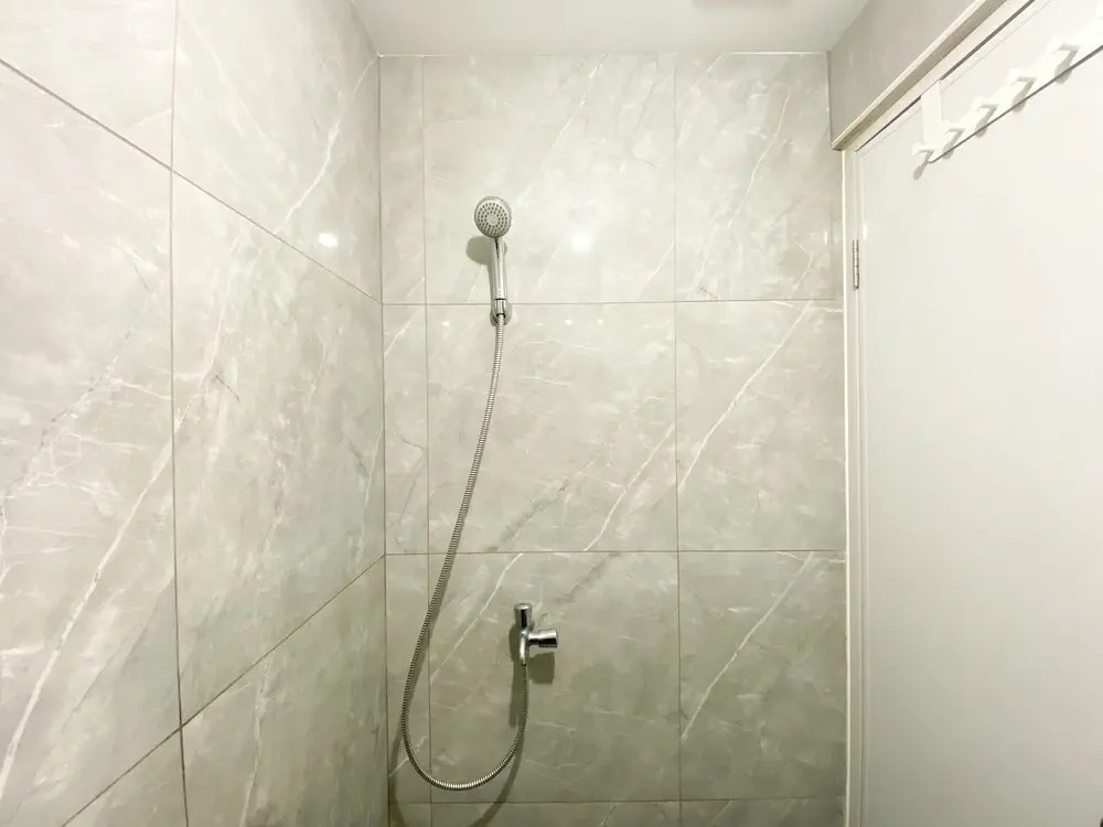 Compact And Comfortable Studio Sayana Bekasi Apartment
