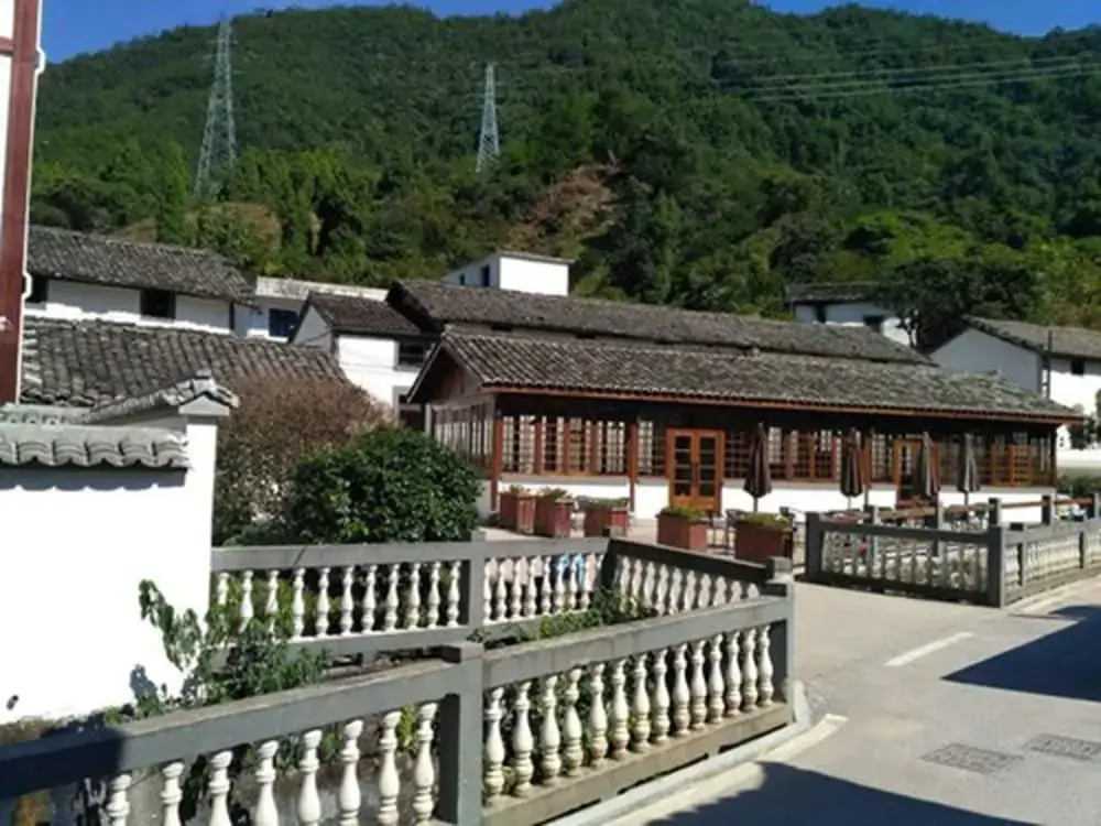 Qiandaohu Liyuan Village Botique Hotel