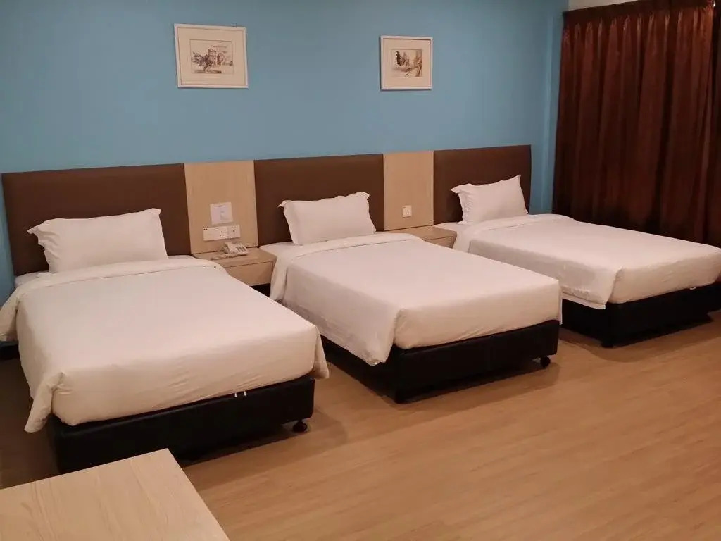 MJ Hotel