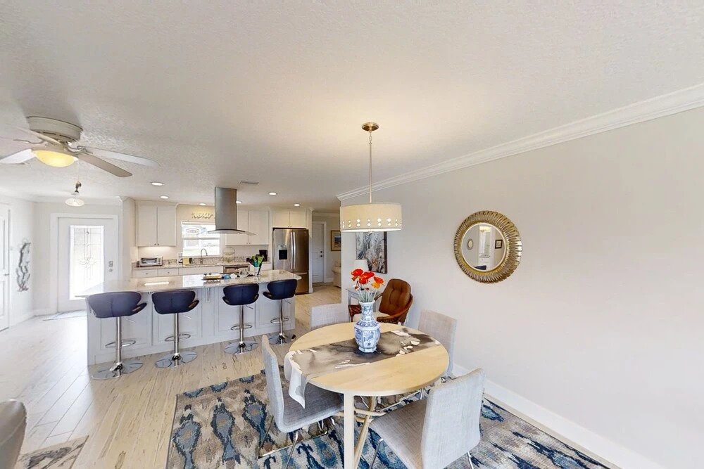 116 La Riviere Rd