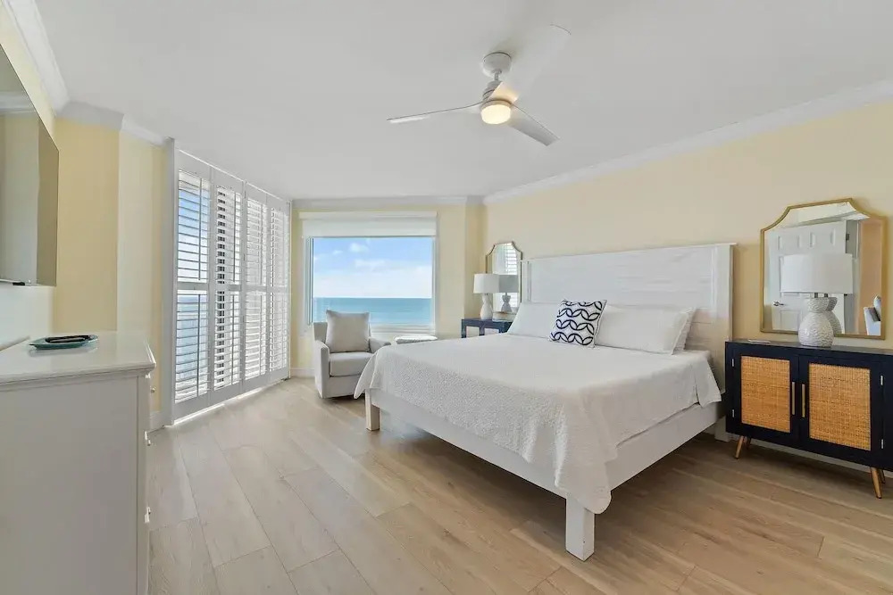 Seaspray East 825-gulf Front