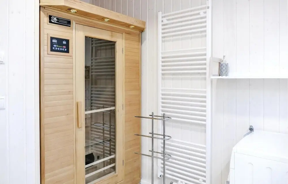Lovely Home In Ostseeresort Olpenitz With Sauna