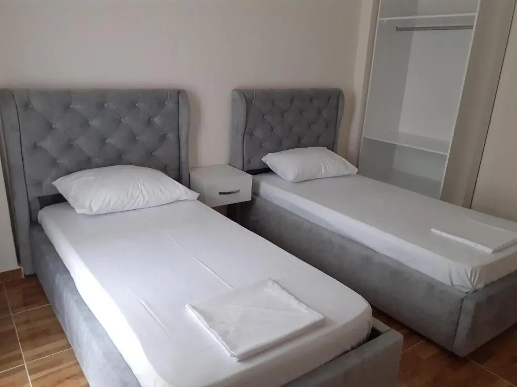 Drini Apartments