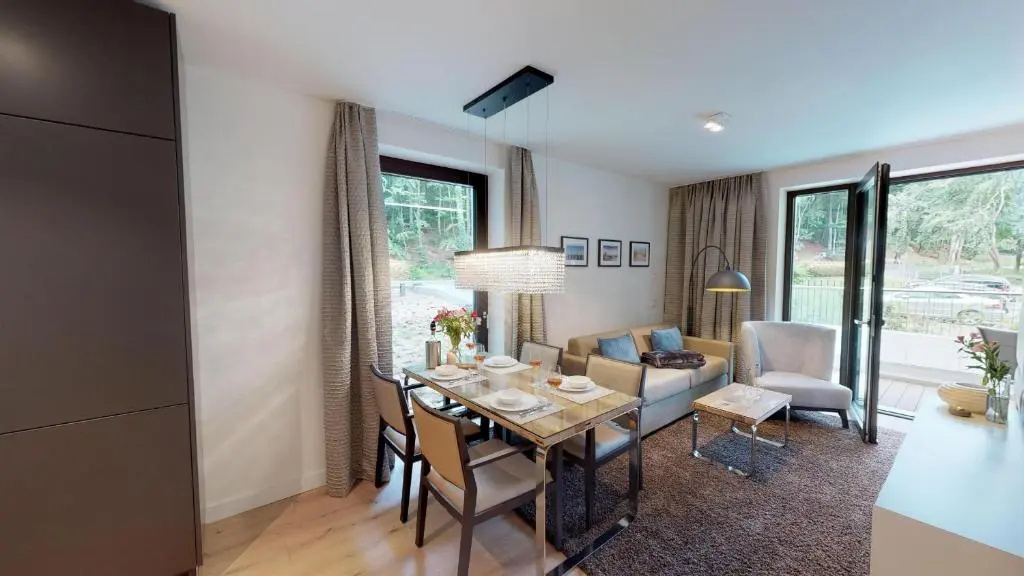 White Pearl Apartment 0.08