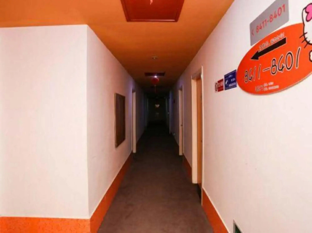 Vjia Express Hotel (Zibo Mingqing Street RT-Mart)