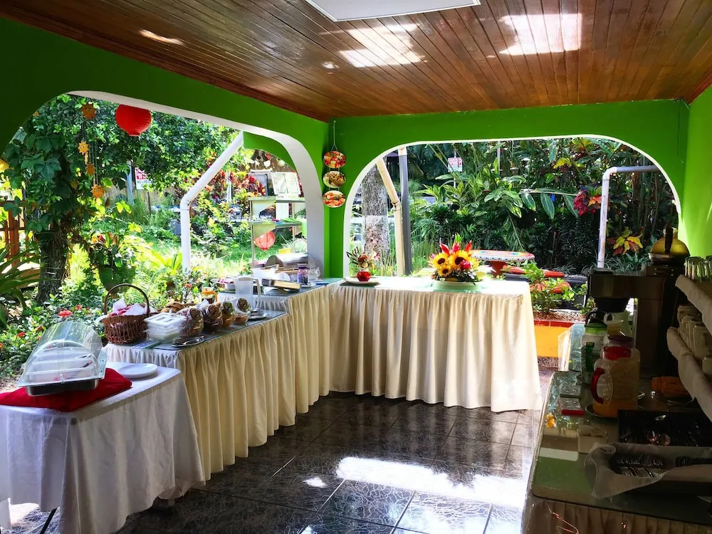 Brillasol Airport Hotel