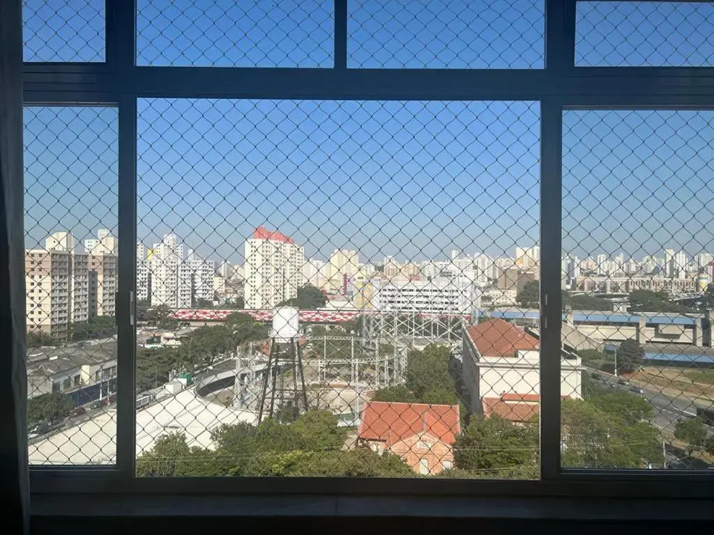 Apartamento para pessoas de família ou a negócio, Ap Lindo aconchegante no Brás próximo igreja Mundial,mercado municipal, 25 de março, templo Salomão, metro Dom Pedro ll, bancos, mercado e etc