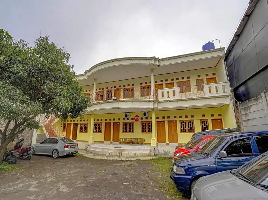 SPOT ON 90171 Pondok Kuning