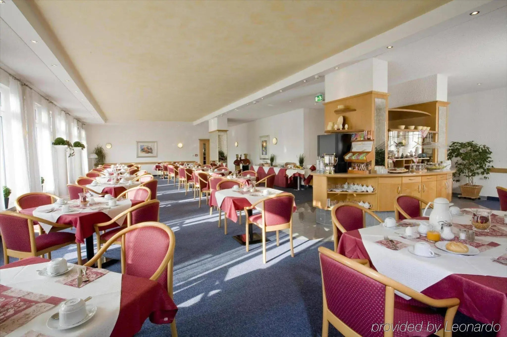 Fairway Hotel