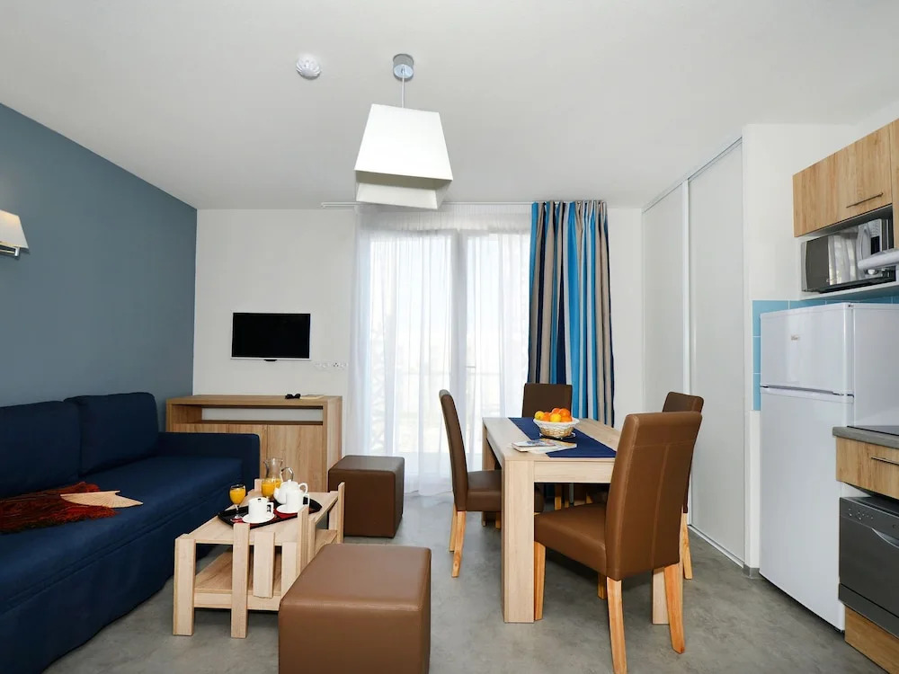 Comfortable apartment near the sandy beach of Rochelongue