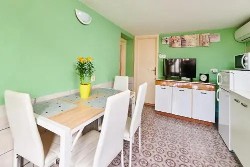 Seafront Apartment Jadri