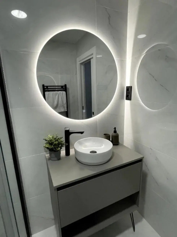 Apartamento Nuevo con patio, situado en el centro.