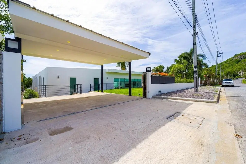 Modern Villa at Palm Hills Golf Club - PH4B