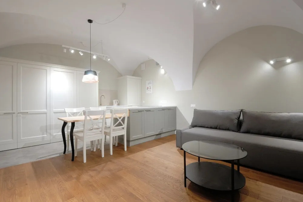 Avesa Luxury Apartments by Wawel Castle