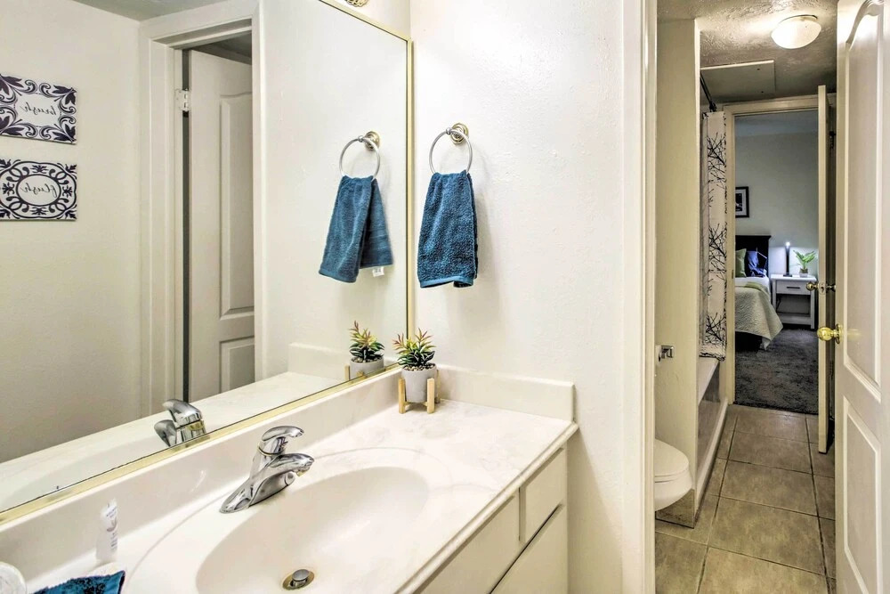 Walden Golf Course Condo Near Lake Conroe!