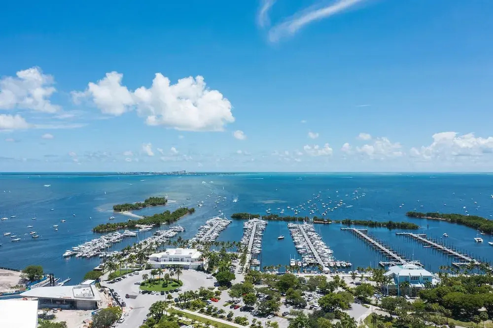 Ritz Carlton Coconut Grove Luxury 2 Br Apt 2 Bedroom Apts by RedAwning