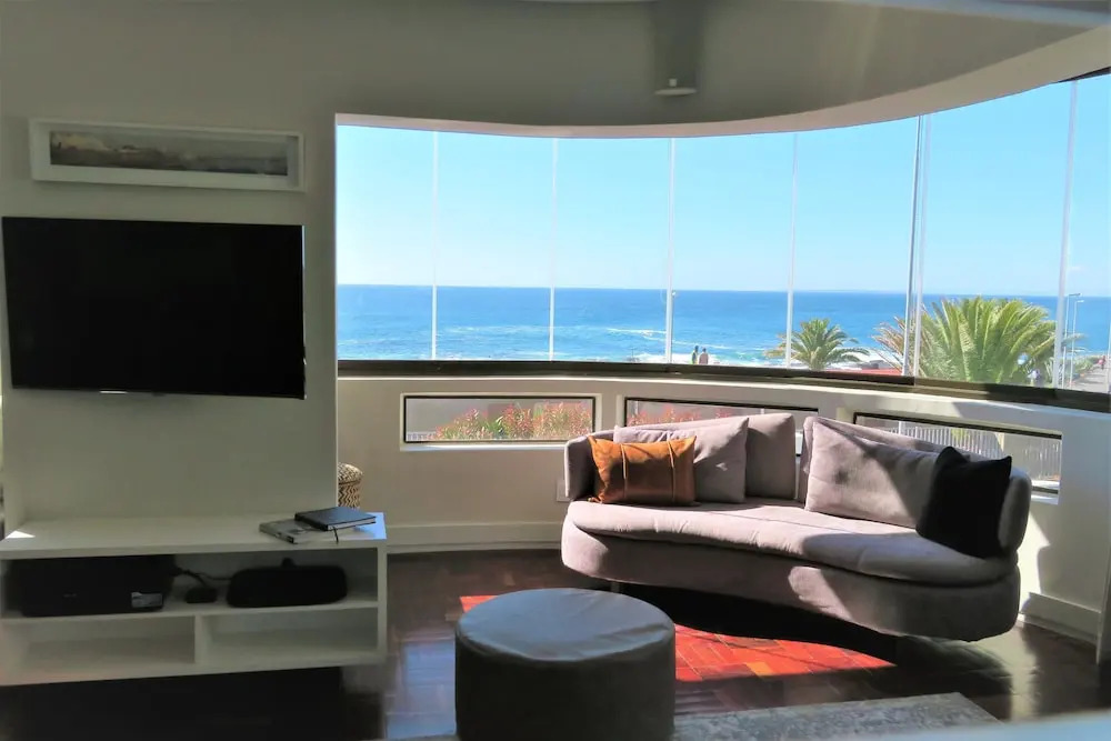 Sea Point Kingsgate Apartment