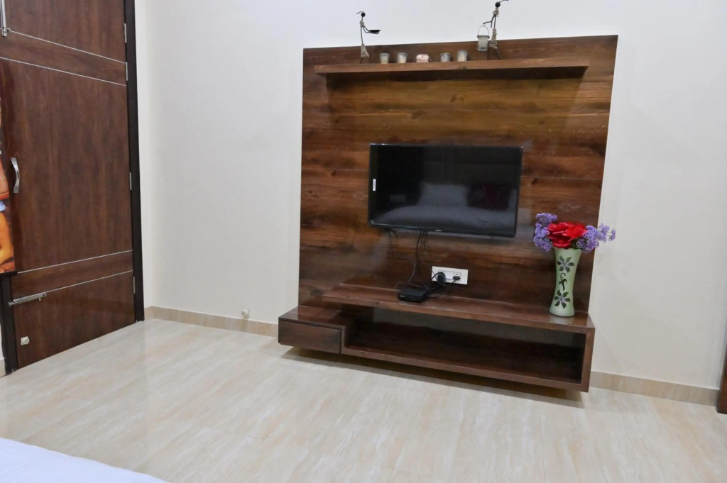 Ideal Home stay