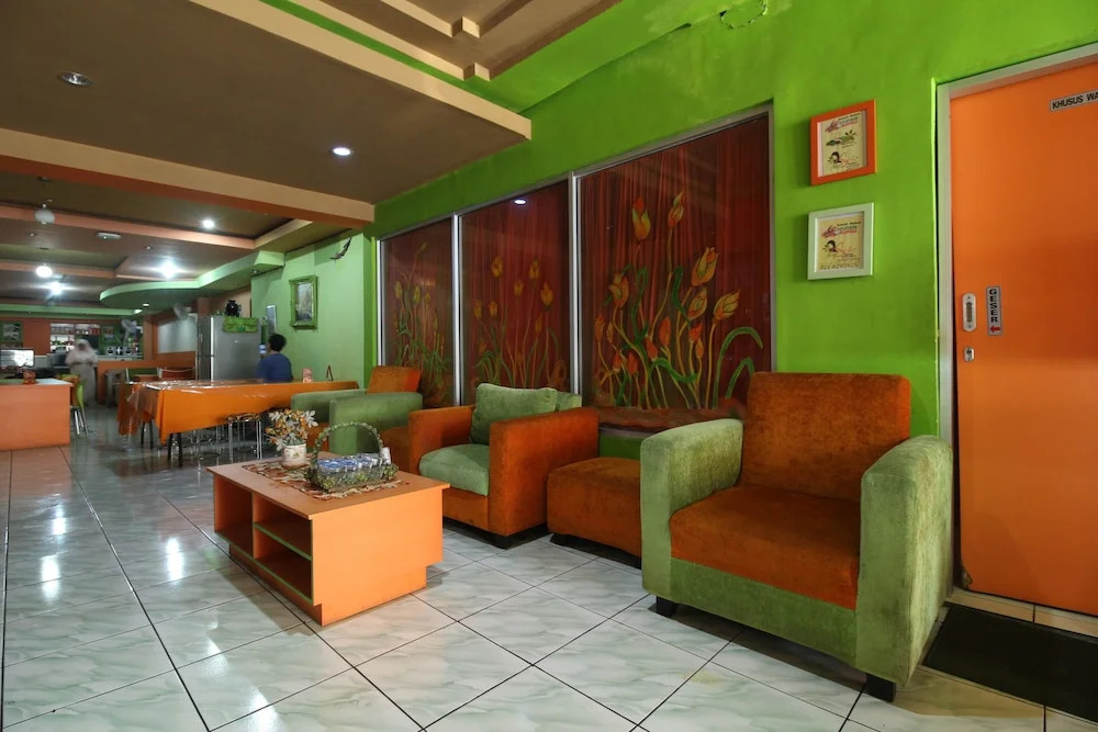 Airy Eco Syariah Tebet Stasiun Cawang Asem Baris Raya 158