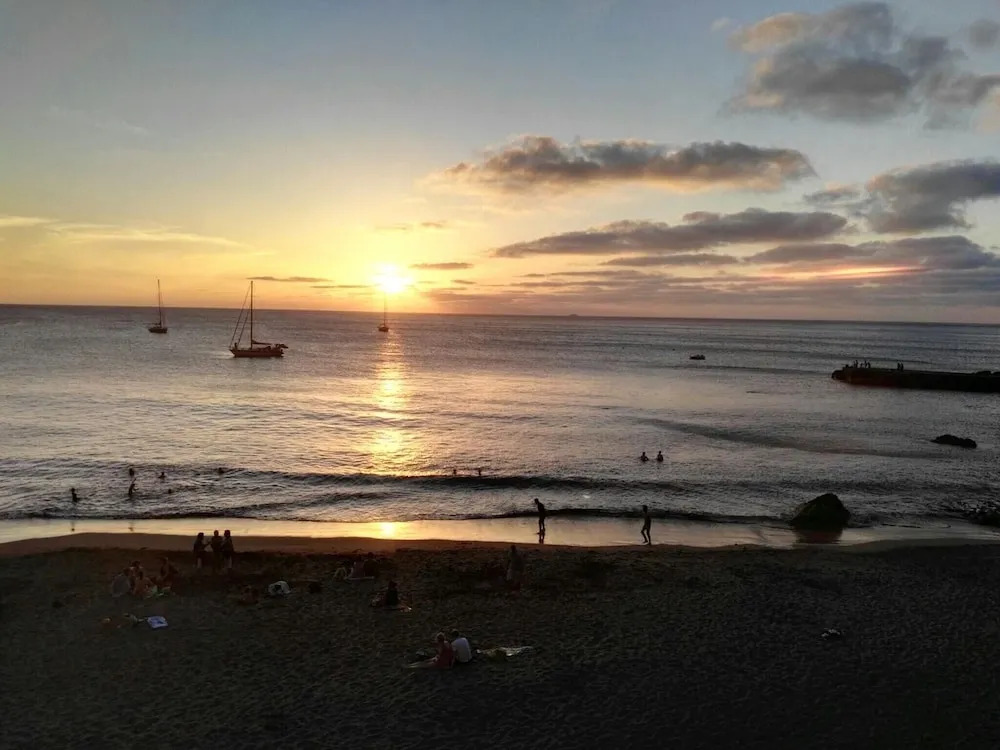 Apartment With 2 Bedrooms in Gáldar, With Wonderful sea View, Terrace