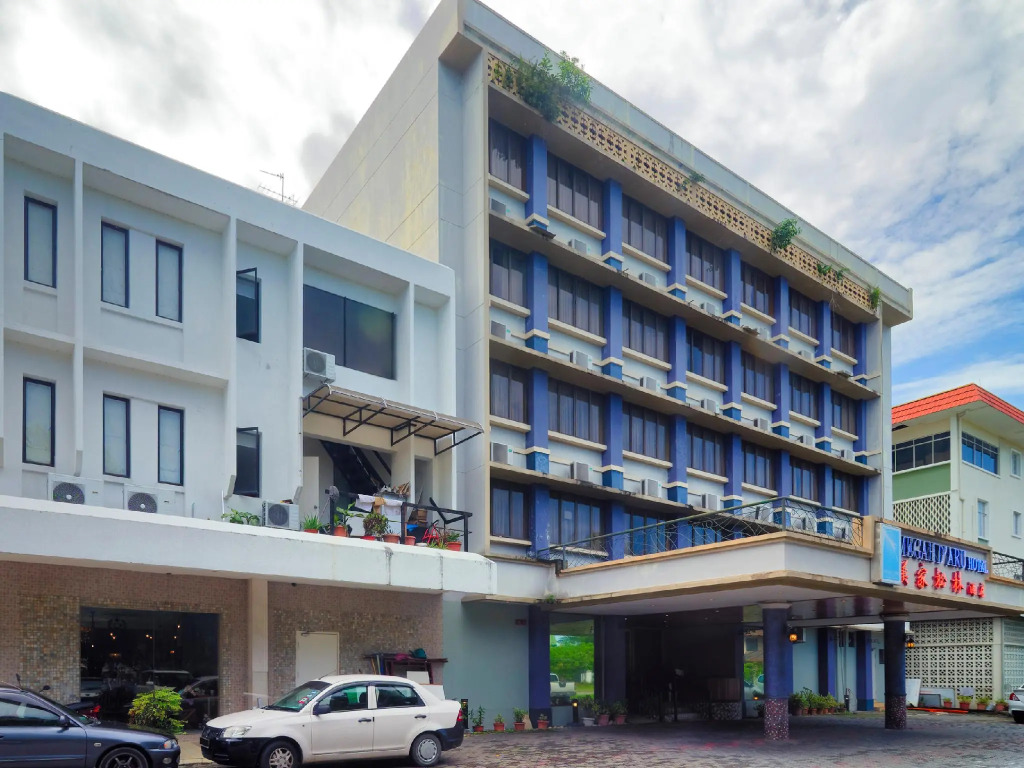 Megah Daru Hotel