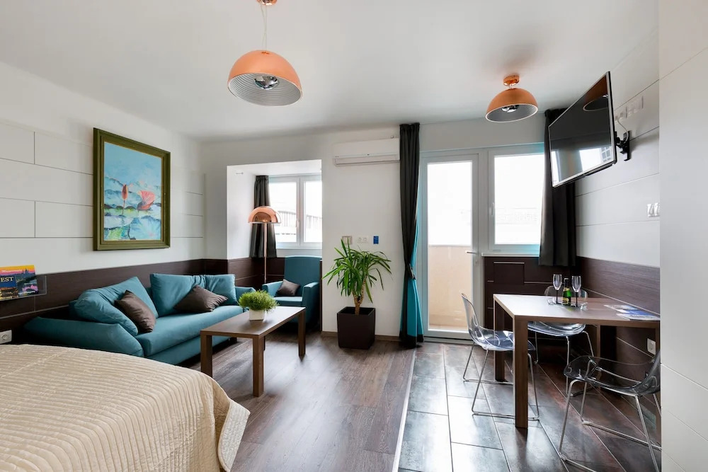 Apartment Top 5