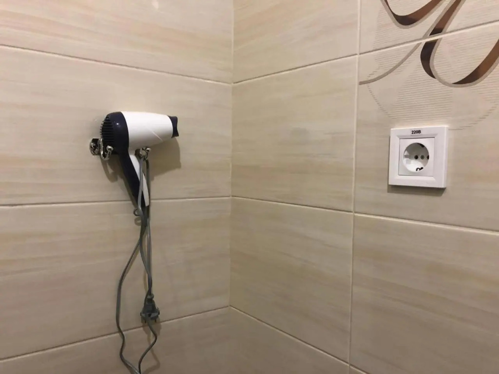 Hotel 18
